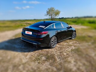 2018 Kia Optima IV Рестайлинг, чёрный, 1980000 рублей, вид 5