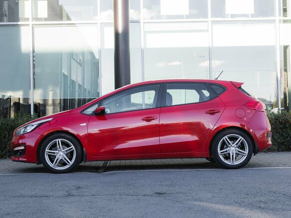 2015 Kia Ceed II Рестайлинг, красный, 1149000 рублей - вид 6