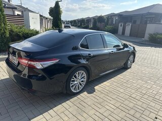 2022 Toyota Camry VIII (XV70) Рестайлинг, чёрный, 2750000 рублей, вид 3