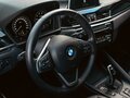 2018 BMW X1 20i xDrive II (F48), серый, 2530000 рублей - вид 11