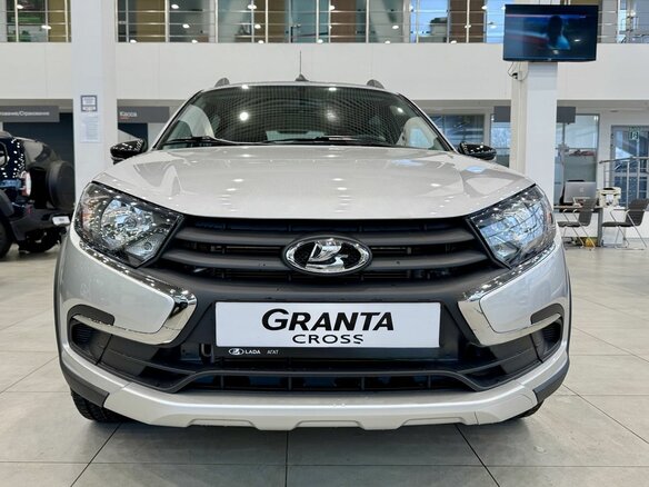 2026 Lada (ВАЗ) Granta Cross I Рестайлинг, серебристый, 1233540 рублей - вид 1