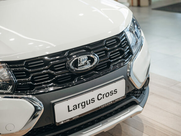 2026 Lada (ВАЗ) Largus Cross I Рестайлинг, белый - вид 16