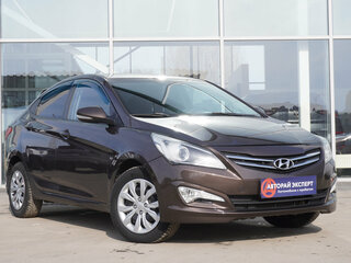 2015 Hyundai Solaris I Рестайлинг, коричневый, 790000 рублей, вид 3