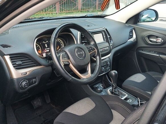 2014 Jeep Cherokee V (KL), чёрный, 1750000 рублей - вид 11