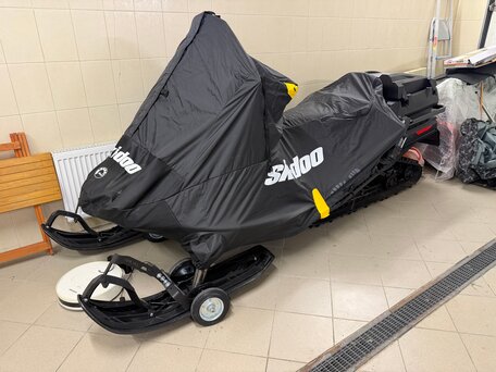 2024 BRP Ski-Doo Skandic 900, чёрный, 2400000 рублей, вид 4