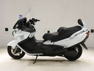 2013 Suzuki Burgman (SkyWave) 650, белый, 455000 рублей, вид 1