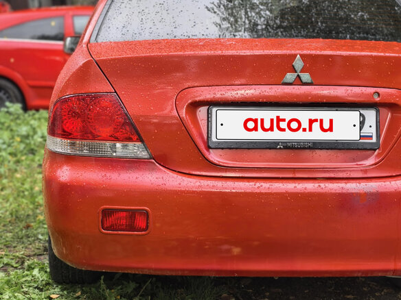 2006 Mitsubishi Lancer IX Рестайлинг, красный - вид 2