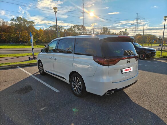 2020 GAC GN8 I, белый, 2750000 рублей - вид 3