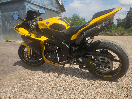 2009 Yamaha YZF-R1, жёлтый, 900000 рублей, вид 5