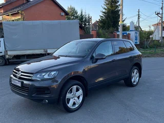 2010 Volkswagen Touareg II, чёрный, 2000000 рублей, вид 1