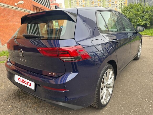 2021 Volkswagen Golf VIII, синий - вид 3