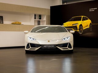 2022 Lamborghini Huracán I Рестайлинг, белый, 22500000 рублей, вид 2