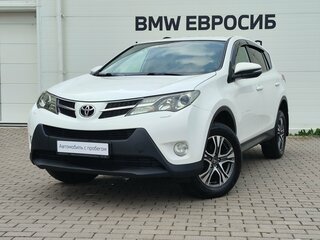Toyota RAV4 IV (XA40)