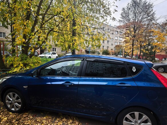 2014 Hyundai Solaris I Рестайлинг, синий - вид 2