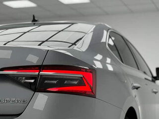 2024 Skoda Superb III Рестайлинг, серебристый, 2300888 рублей, вид 4