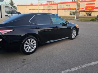 2019 Toyota Camry US Market VIII (XV70), чёрный, 2000000 рублей, вид 2