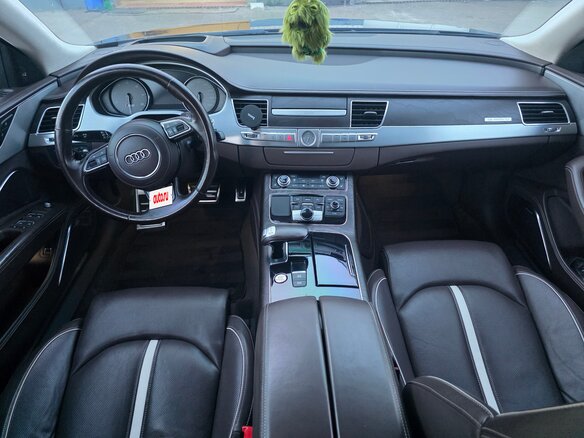 2014 Audi S8 III (D4) Рестайлинг, чёрный, 5100000 рублей - вид 4