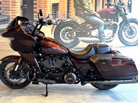 2024 Harley-Davidson CVO Road Glide, пурпурный, 5450000 рублей, вид 1
