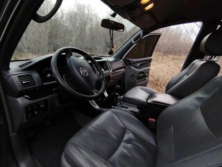 2007 Toyota Land Cruiser Prado 120 Series Рестайлинг, серый, 2000000 рублей, вид 4