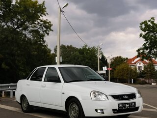 2018 Lada (ВАЗ) Priora I Рестайлинг, белый, 720000 рублей, вид 3