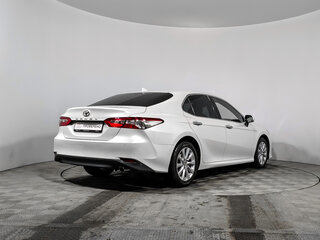 2019 Toyota Camry VIII (XV70), белый, 2199000 рублей, вид 5