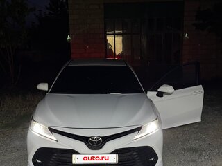 2019 Toyota Camry VIII (XV70), белый, 1700000 рублей, вид 5