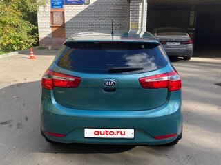 2013 Kia Rio 4-speed III, зелёный, 750000 рублей, вид 5