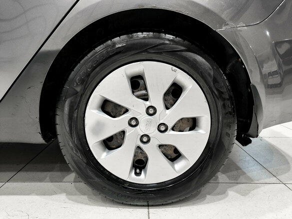 2012 Kia Rio 5-speed III, серый, 380000 рублей - вид 17