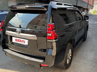 2021 Toyota Land Cruiser Prado 150 Series Рестайлинг 3, чёрный, 6190000 рублей, вид 3
