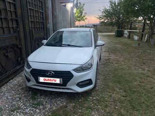 2017 Hyundai Solaris II, белый, 650000 рублей, вид 1