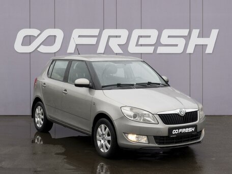 2011 Skoda Fabia II Рестайлинг, серый, 719000 рублей, вид 1