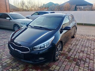 2014 Kia Ceed II, чёрный, 1070000 рублей, вид 3