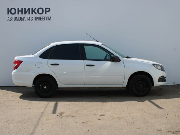 2024 Lada (ВАЗ) Granta I Рестайлинг, белый, 759000 рублей - вид 3