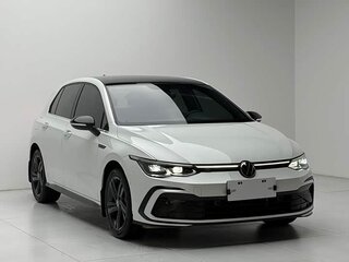 2023 Volkswagen Golf VIII, серый, 2346000 рублей, вид 2