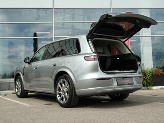 2026 Voyah Taishan X8, серебристый, 7850000 рублей, вид 5