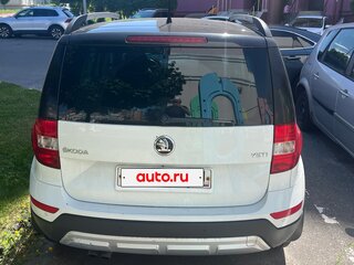 2016 Skoda Yeti I Рестайлинг, белый, 1400000 рублей, вид 2