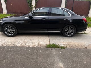 2017 Mercedes-Benz C-Класс 180 9G-TRONIC IV (W205), чёрный, 1820000 рублей, вид 2