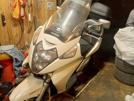 2003 Honda Silver Wing 600, белый, 290000 рублей, вид 1