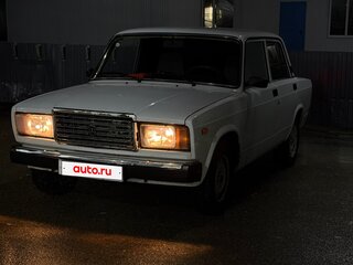 2011 Lada (ВАЗ) 2107, белый, 300000 рублей, вид 2