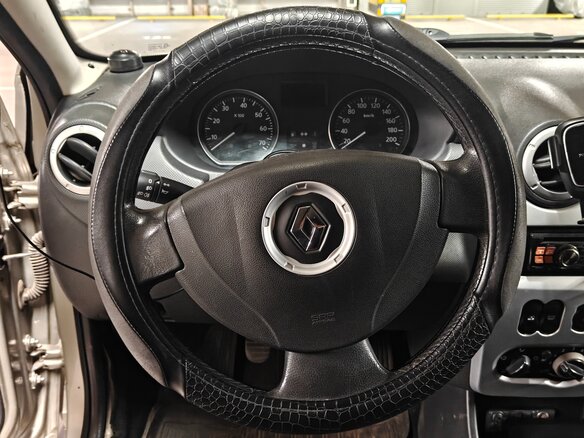 2011 Renault Sandero Stepway I, бежевый, 550000 рублей - вид 12