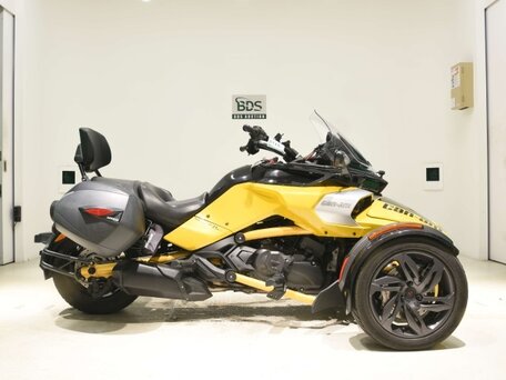 2018 BRP Can-Am Spyder, жёлтый, 1332000 рублей, вид 2