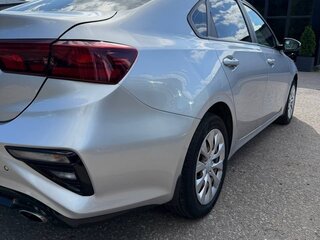 2020 Kia Cerato IV, серый, 1390000 рублей, вид 3