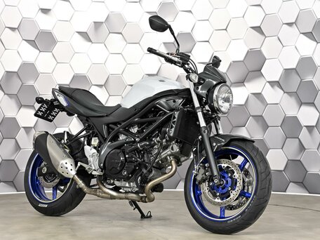 2018 Suzuki SV 650, белый, 447000 рублей, вид 1