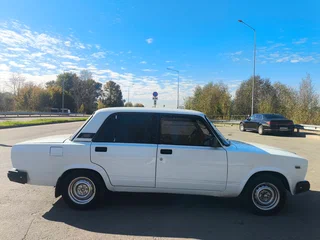 1999 Lada (ВАЗ) 2107, белый, 200000 рублей, вид 4