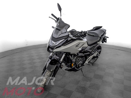 2026 Honda NC 750X, серый, 1499900 рублей, вид 4