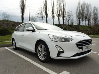 2019 Ford Focus IV, белый, 1600000 рублей, вид 3