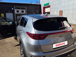 2021 Kia Sportage IV Рестайлинг, серый, 3150000 рублей, вид 1