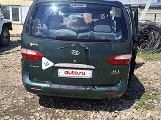 1999 Hyundai H-1 I, зелёный, 620000 рублей, вид 3