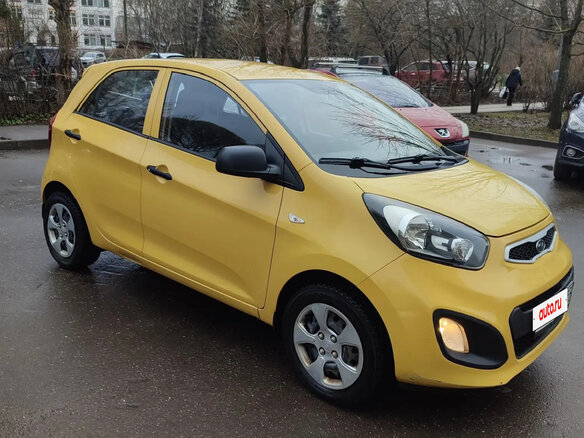 2011 Kia Picanto II, бежевый, 650000 рублей