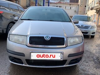 2007 Skoda Fabia I Рестайлинг, белый, 240000 рублей, вид 1